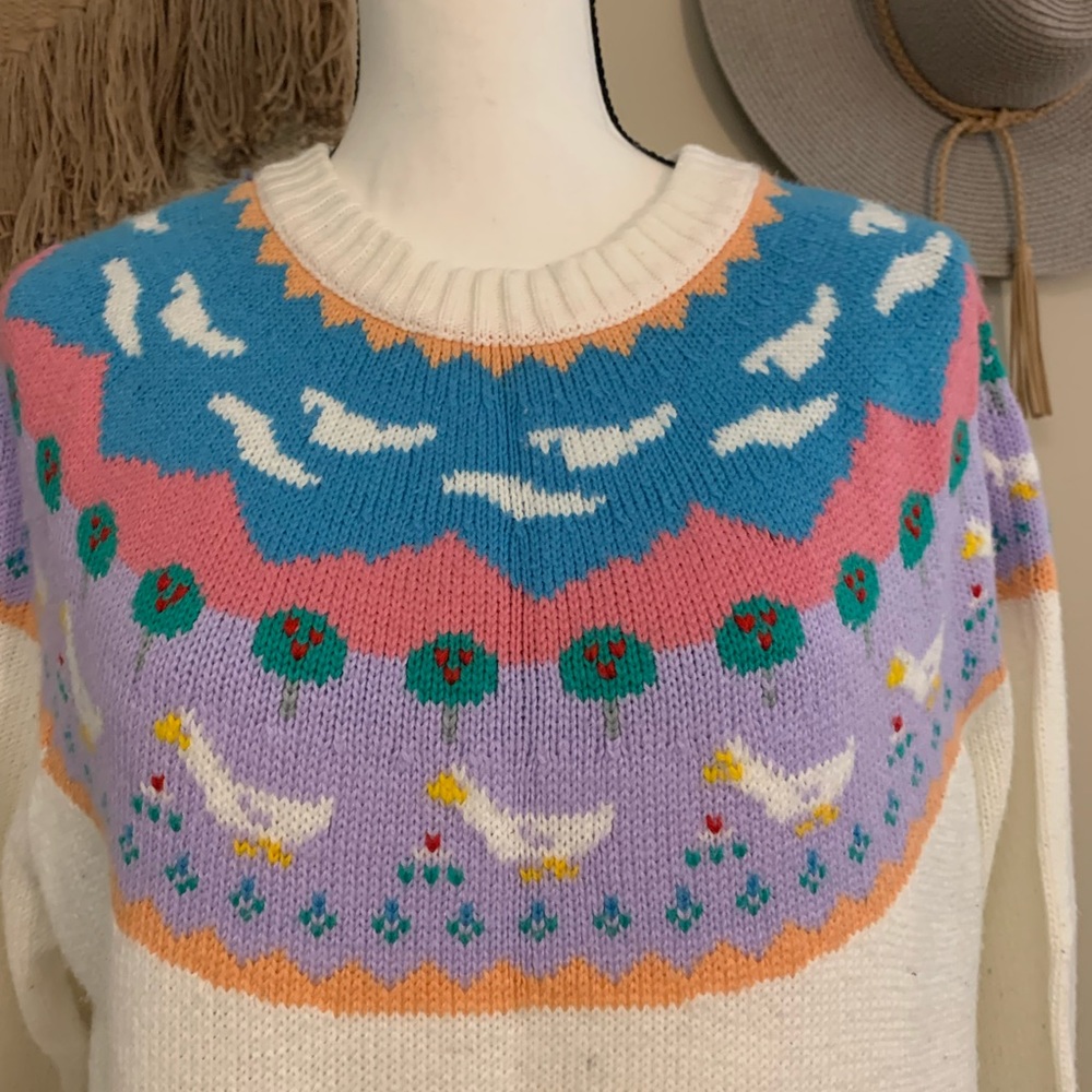 Vintage sweater with ducks size medium - Picture 2 of 5